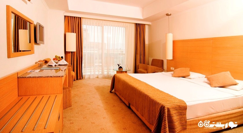 تخت بزرگ اتاق استاندارد 